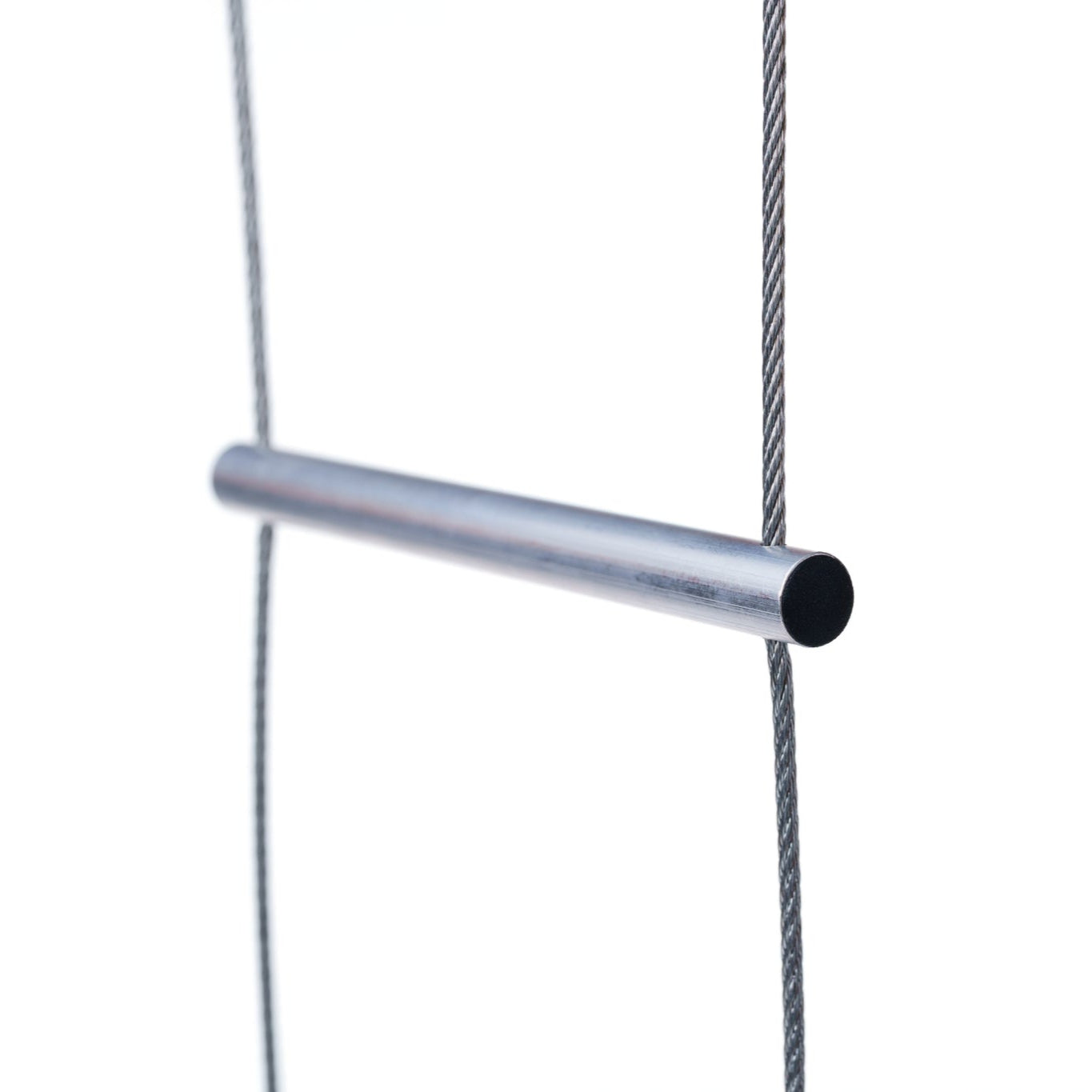 Lyon Wide Plain Rung Ladder Swaged Eye Fittings 2