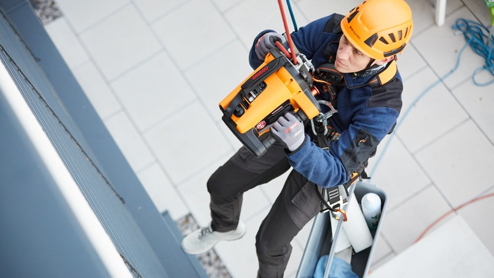 Power Ascenders & Powered Rope Ascenders | Lyon Work & Rescue – Lyon ...